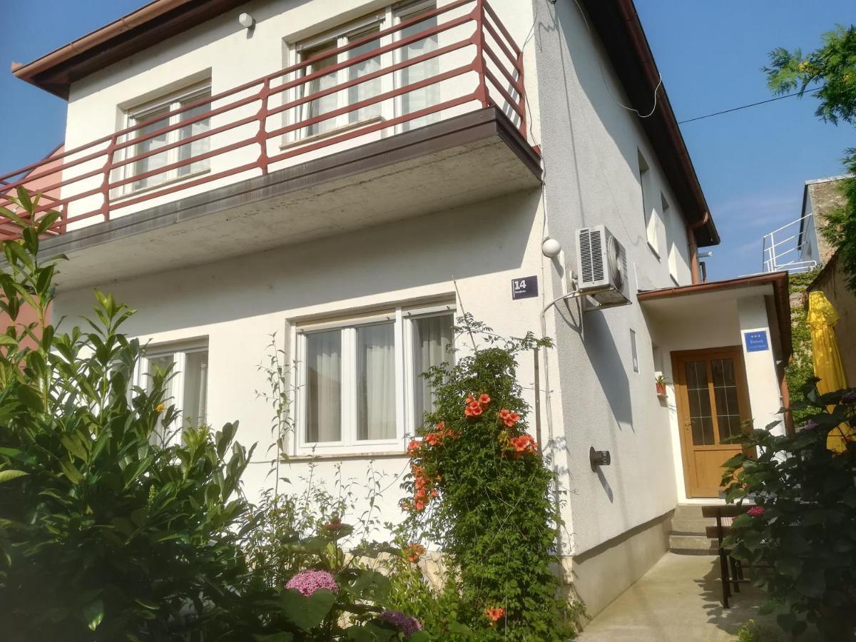 Aby Apartmán *